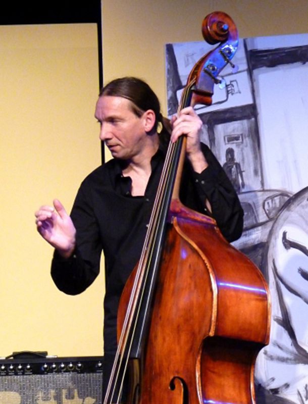 Harry Hirschmann - E-Bass und Kontrabass Lehrer im Musikforum Bechhofen